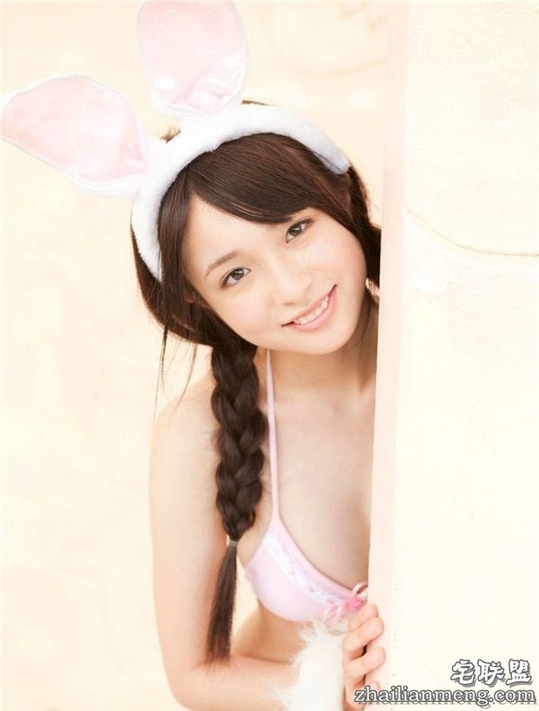 妙龄美女性感可爱兔耳朵美女户外阳光娇颜萌化宅男心2