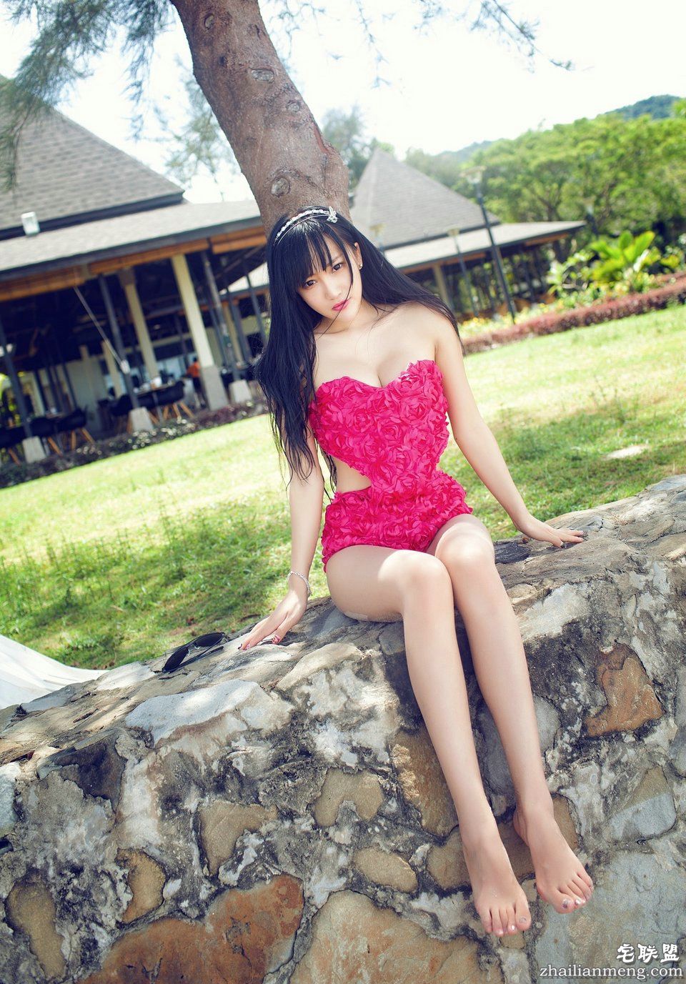 娇艳的玫瑰美女杨上萱沙巴海滩旅拍写真10