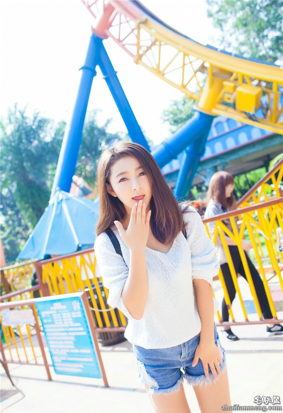 清纯可爱性感美女夏茉GIGI游乐场搞怪卖萌集4