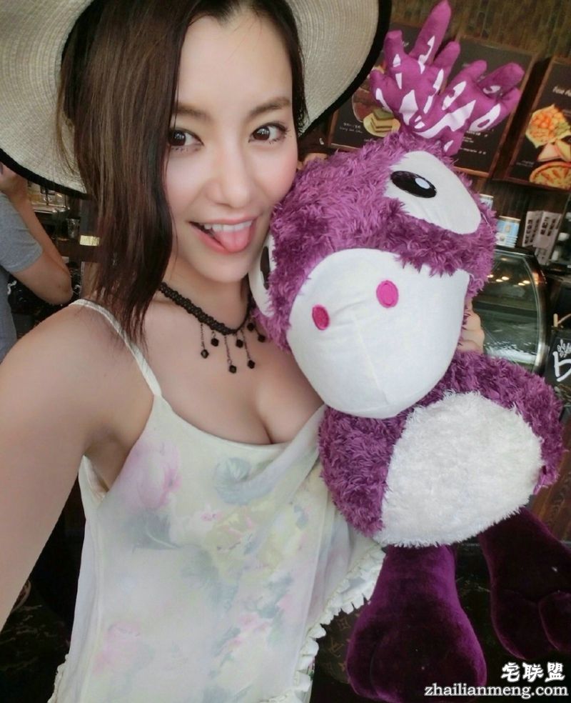 浙传性感女神美女宋小猫清新淡雅生活照8