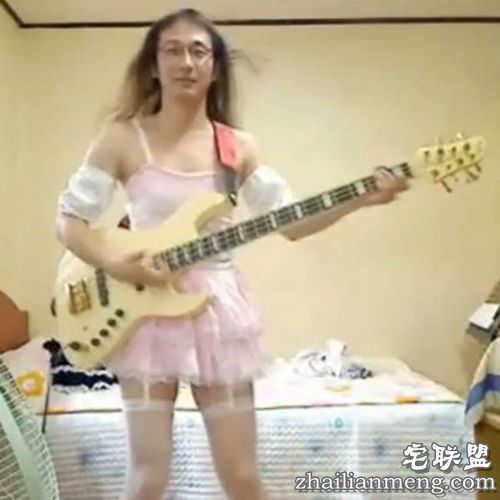 亚洲青年的雷人时尚造型，简直是要笑尿了!