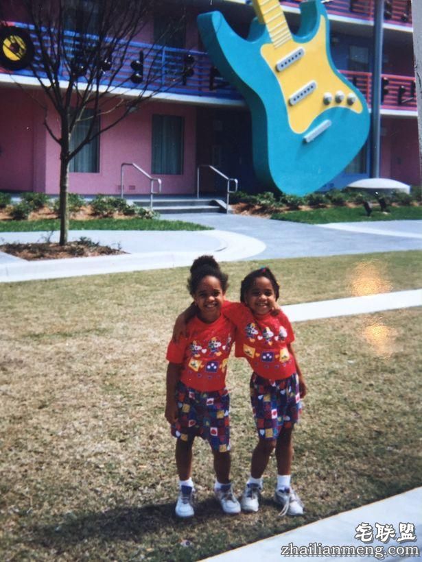 双胞胎姐妹同有122cm臀围