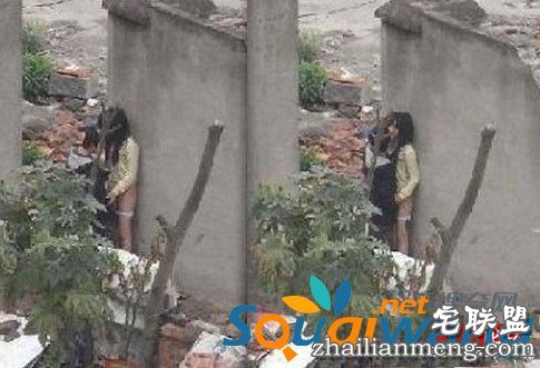 成都大学生情侣工地上性行为事件 工地门事件高清近照曝光