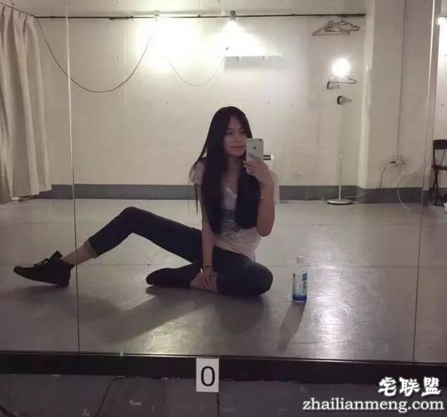 “日本最美伪娘”把女生逼得没路可走了...