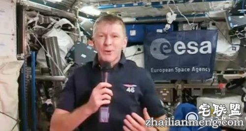 正在国际空间站的英国宇航员皮克打错电话,网上发文致歉