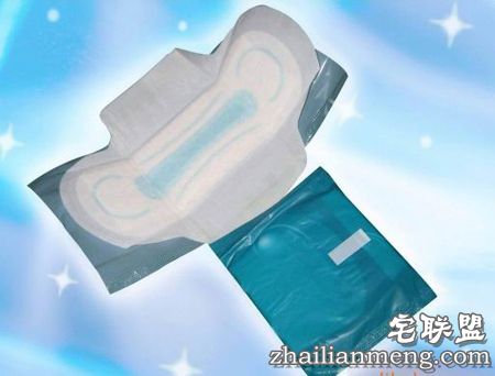 戴上男用卫生巾 网友:大姨夫有福了！