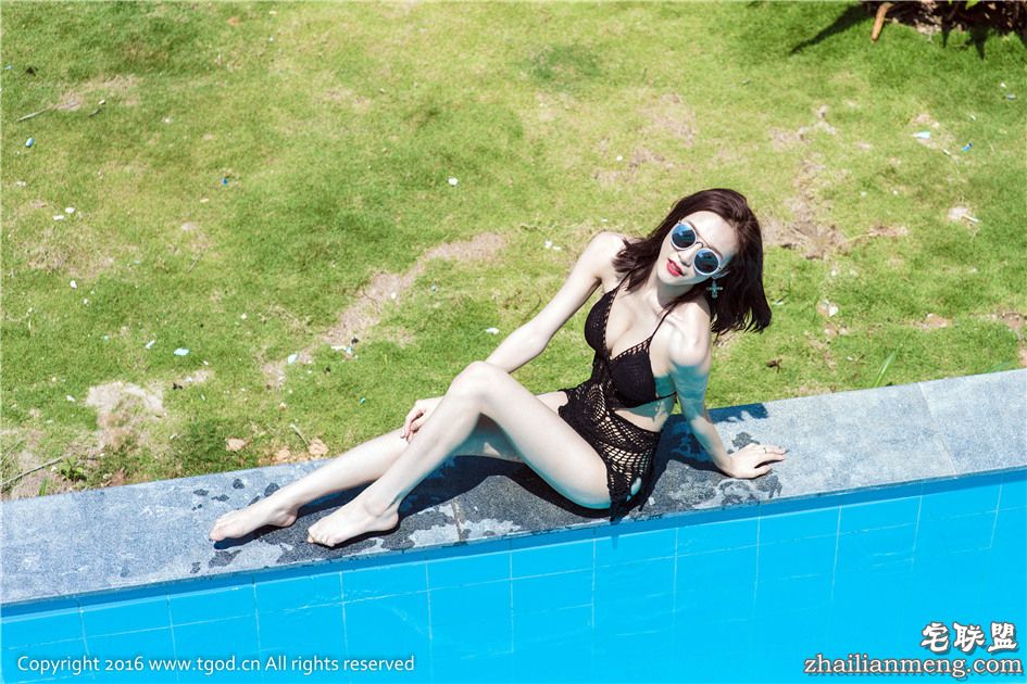 [推女神] 东方第一美乳美女徐子睿越南芽庄高清旅拍第二刊图集 第290期第3张