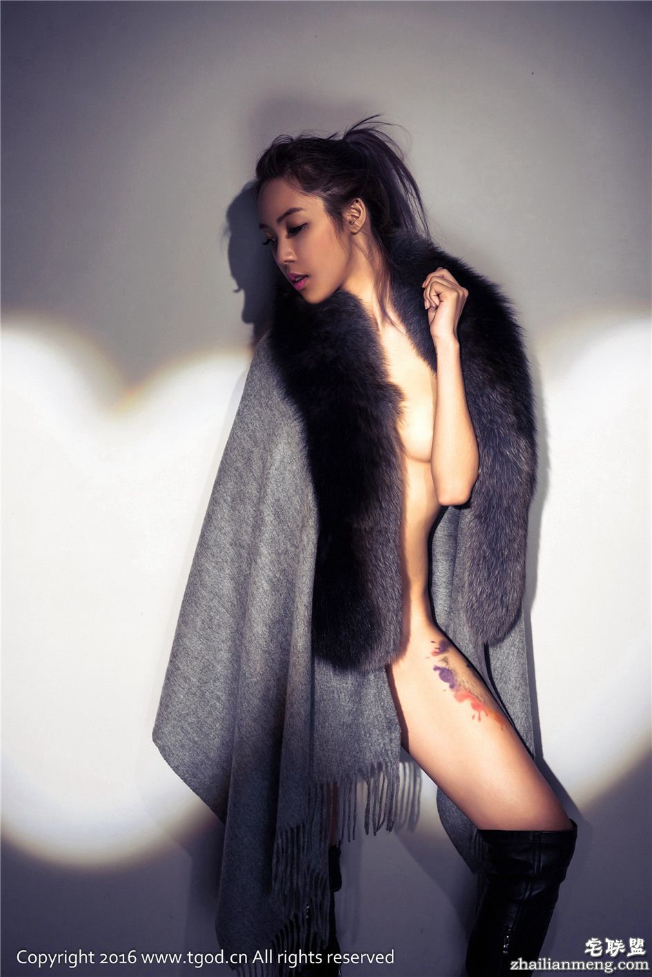 [推女神] 长发美女Meow喵喵哒情趣肚兜写真第二刊 第275期第4张