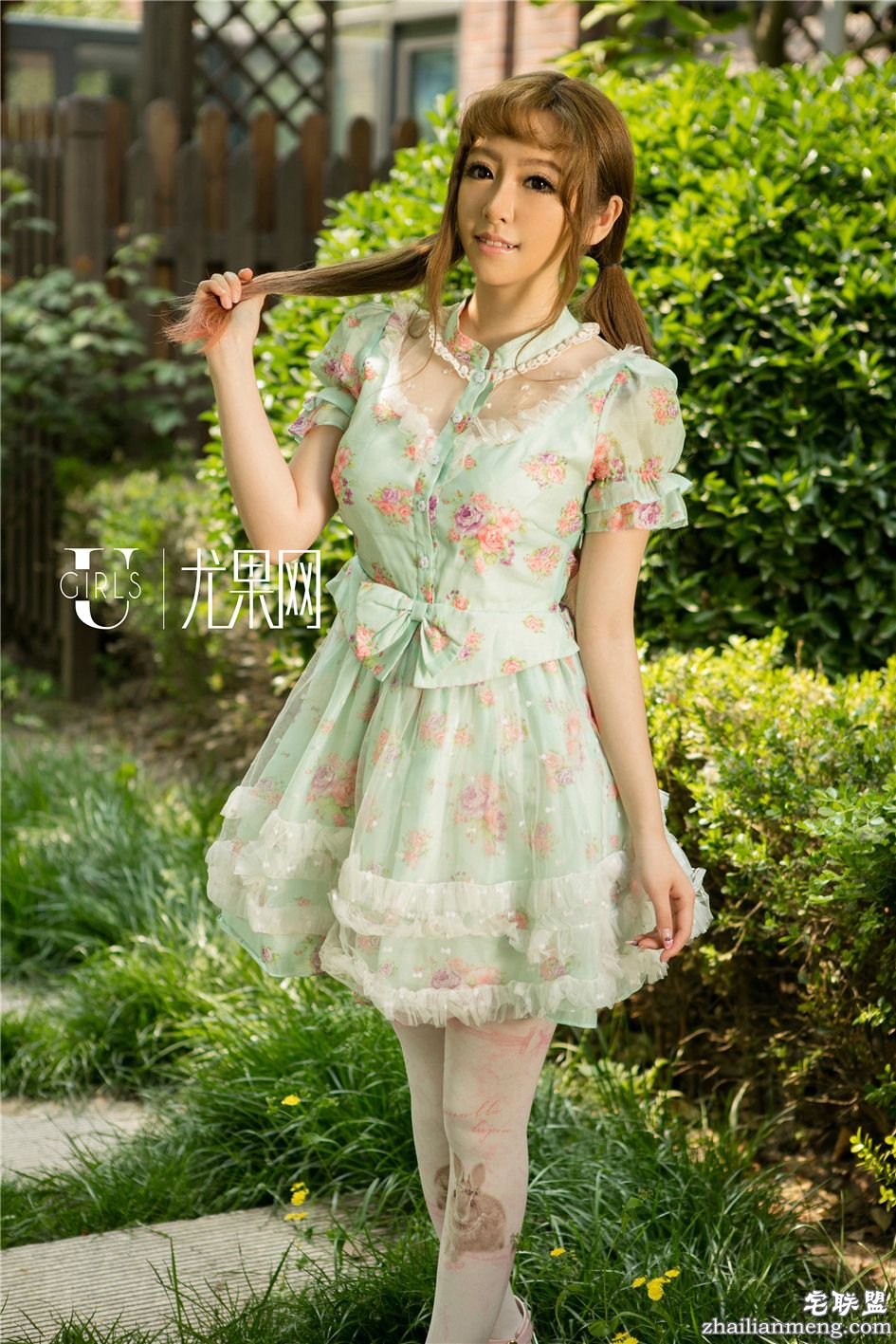 [尤果网] <a href=/e/tags/?tagname=CosPlay%E7%BE%8E%E5%A5%B3 target=_blank class=infotextkey>CosPlay</a><a href=/e/tags/?tagname=%E7%BE%8E%E5%A5%B3 target=_blank class=infotextkey>美女</a>梓喵九尾狐制服美艳<a href=/e/tags/?tagname=%E5%86%99%E7%9C%9F target=_blank class=infotextkey>写真</a> 第310期第1张