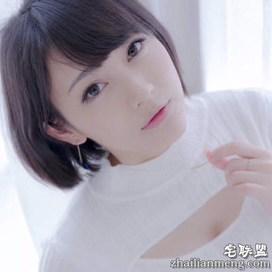 《宅宅AVDay》西野翔好久不见新短发造型变身美美的开胸衣姬 - 图片1 《宅宅AVDay》西野翔好久不见新短发造型变身美美的开胸衣姬