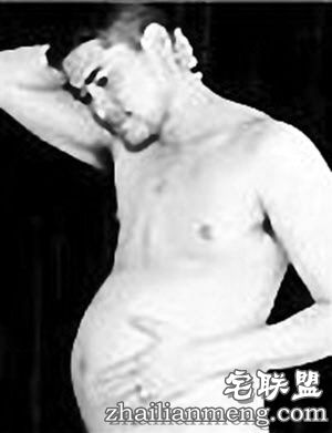 变性怀孕男成为首位"妊娠男子" 变性怀孕男成为首位"妊娠男子"