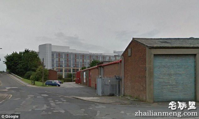 英国大学仓库成为野战圣地,大量情侣在这“不可描述”