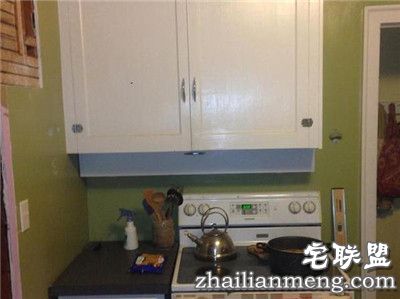 夫妻翻修厨房,没想到墙里的东西让他们直接吐了! 夫妻翻修厨房,没想到墙里的东西让他们直接吐了!