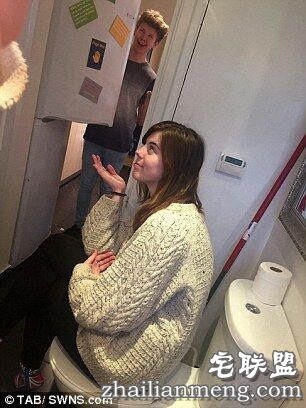 英国大学生吐槽最差出租房