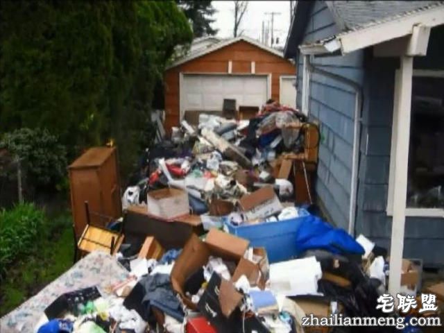 房客走后留下22.7吨垃圾