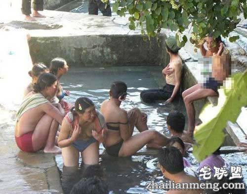 揭藏族男女共浴的沐浴节来历与习俗! 揭藏族男女共浴的沐浴节来历与习俗!
