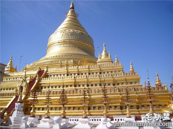 缅甸新国旗正式启用 红色象征勇敢和决心 缅甸新国旗正式启用 红色象征勇敢和决心