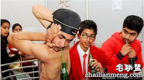 逆天啊!这还是人么 近看吓坏了! 逆天啊!这还是人么 近看吓坏了!