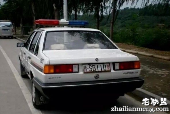 你们用这些奇葩车牌究竟是几个意思？笑哭....