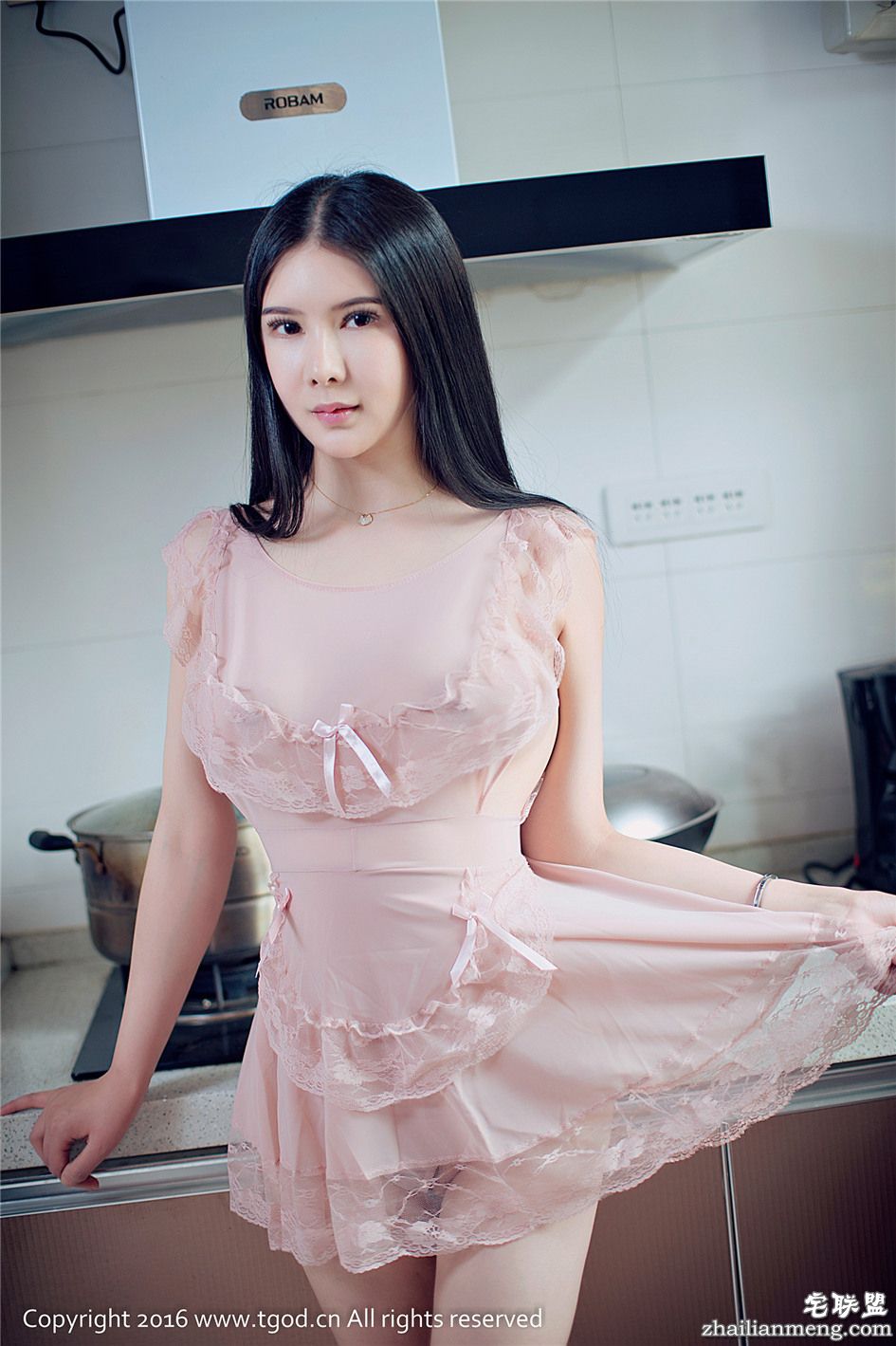 [推<a href=/e/tags/?tagname=%E5%A5%B3%E7%A5%9E target=_blank class=infotextkey>女神</a>] <a href=/e/tags/?tagname=%E6%80%A7%E6%84%9F target=_blank class=infotextkey>性感</a>美厨娘mm李丽莎爆乳肥臀居家<a href=/e/tags/?tagname=%E8%AF%B1%E6%83%91 target=_blank class=infotextkey>诱惑</a>图片 第319期第1张