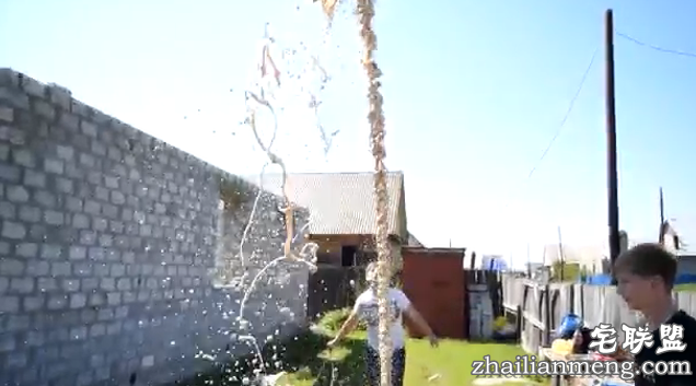 当可乐遇到薄荷糖，你一定想象不到有多震撼！