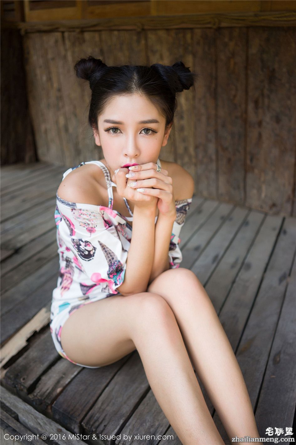 [魅妍社] 长发风骚嫩模戴小唯黑色蕾丝的诱惑 Vol.082第6张