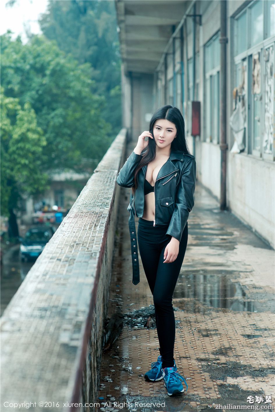 [秀人网] 亚洲大胸模特娜露Selena废墟性感艺术摄影图片 第445期第4张