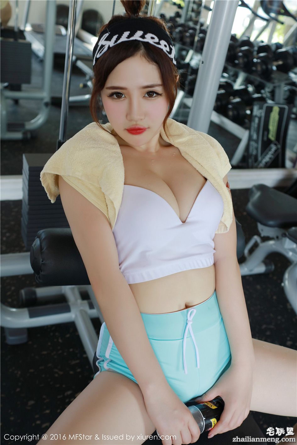 [模范学院] 超可爱的童颜巨乳美女徐cake卡通比基尼海边摄影图片 Vol.056第4张