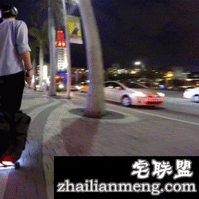 精选gif图:好阴险呀!这种行为会被鄙视的!