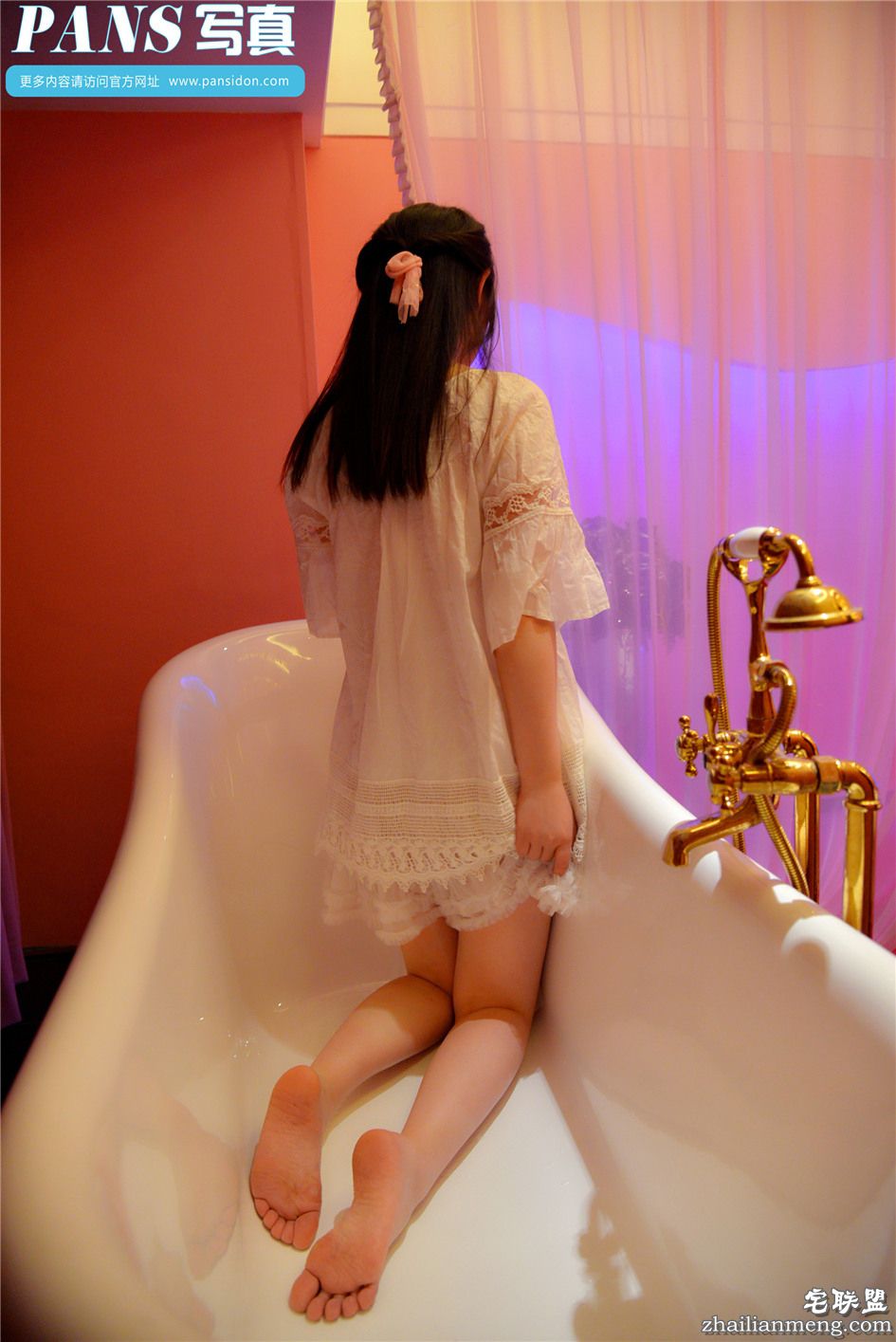 [PANS] 粉嫩美眉水水可爱娃娃裙浴缸个性摄影 第548期第35张