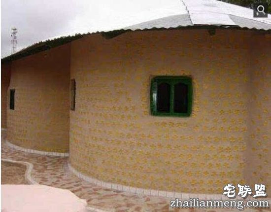 塑料衣服早out了