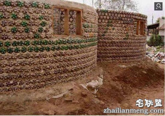 塑料衣服早out了