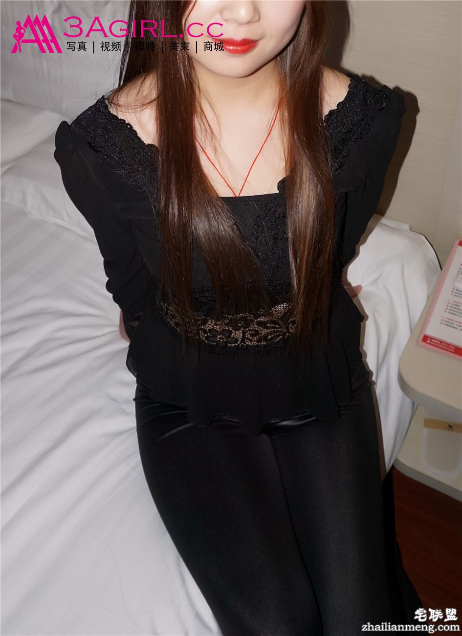 [3Agirl] 国内私模丝丝宾馆诱人爆乳胸部走光私拍 No.583第2张