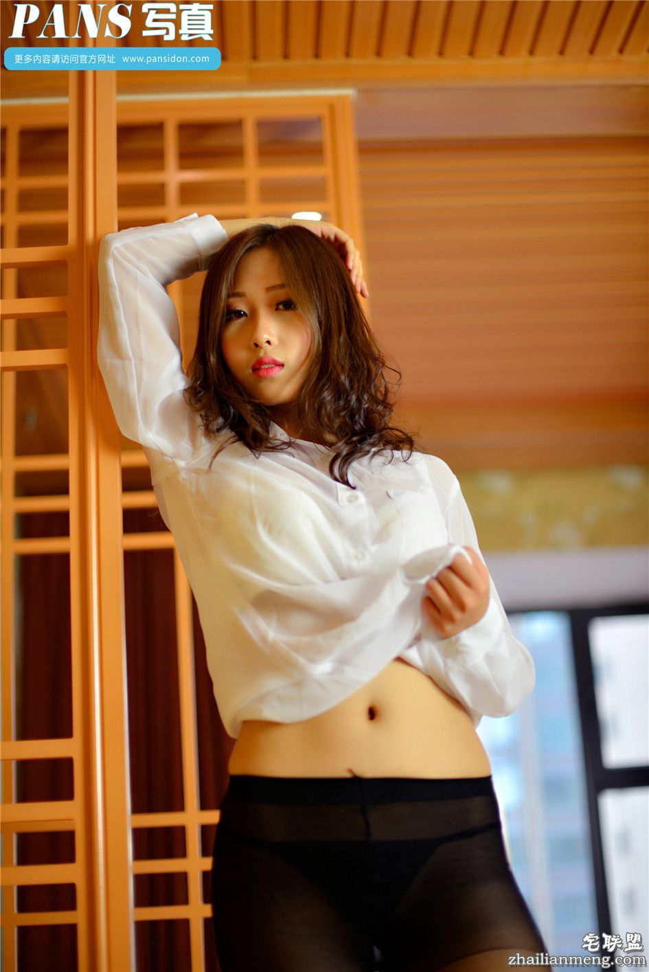 [PANS] 白衬衫美女糊糊丝袜美腿写真图片 第560期第5张