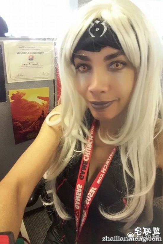 被批着装不职业