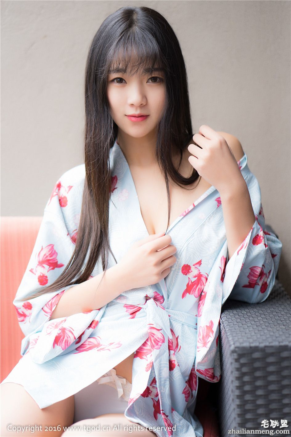 [推女神] 纯洁长发美女可乐Vicky大理旅拍第二刊 第389期第10张