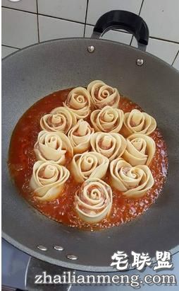 这么美的玫瑰花饺子，你舍得一口吃掉吗？