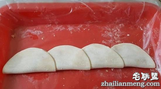 这么美的玫瑰花饺子，你舍得一口吃掉吗？