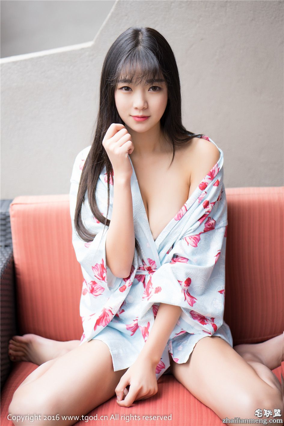 [推女神] 纯洁长发美女可乐Vicky大理旅拍第二刊 第389期第3张