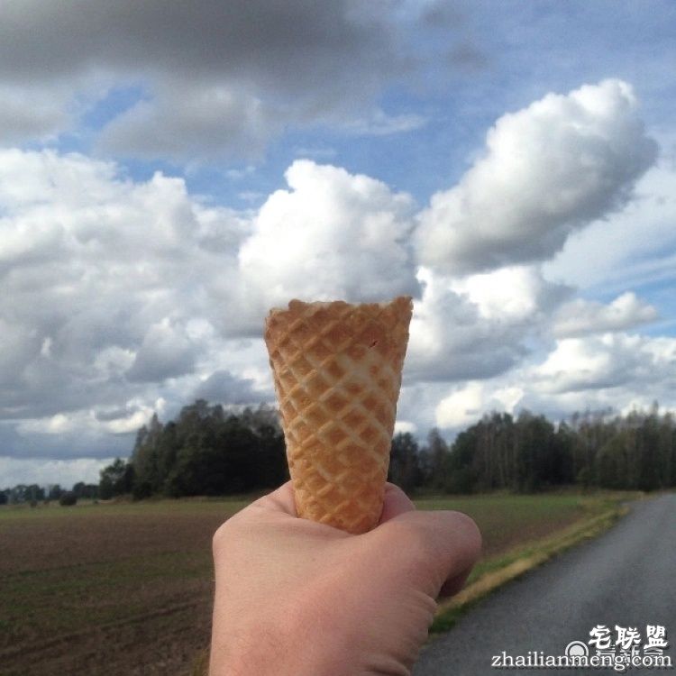 别人怎么就拍得那么好！艺术家用iphone拍出超屌超现实作品