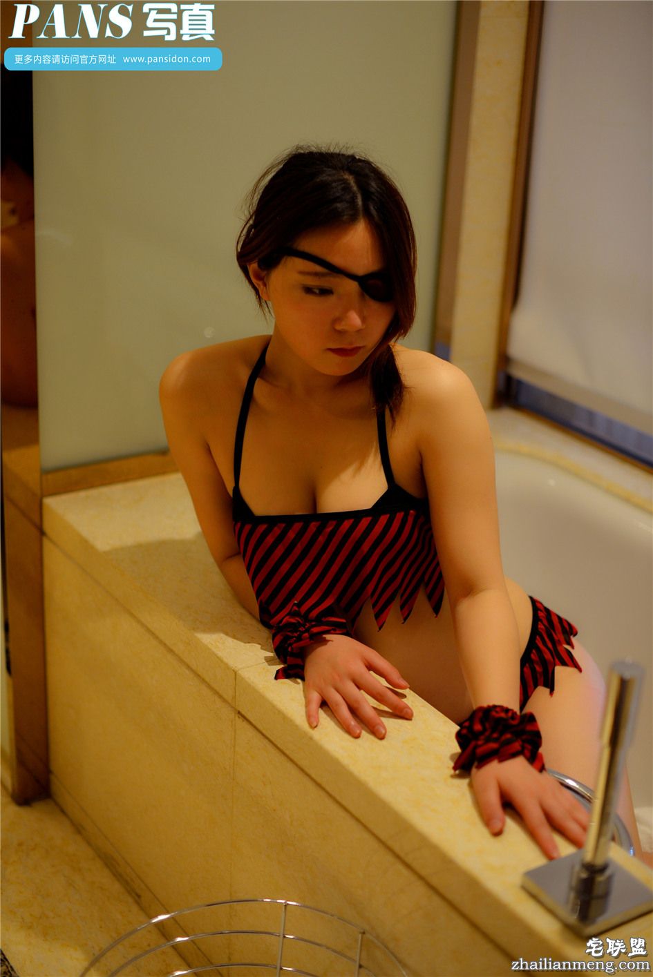 [PANS] 美胸内衣美女熙熙浴室照 第570期第2张