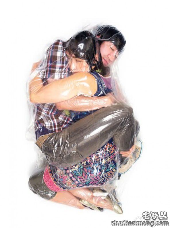 冒死拍摄最极端的婚纱照