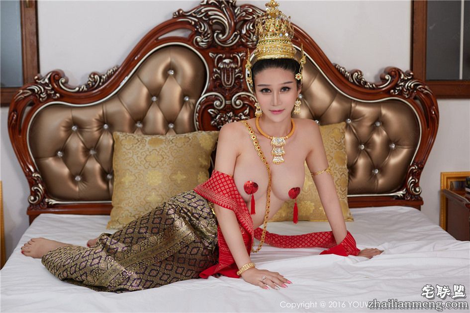 [尤物馆] 拥有G级身材的美乳女皇李宓儿性感大尺度美女图片 Vol.021第10张