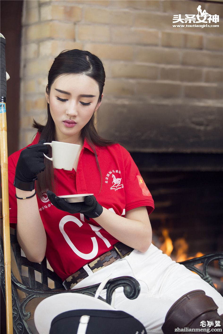 [头条<a href=/e/tags/?tagname=%E5%A5%B3%E7%A5%9E target=_blank class=infotextkey>女神</a>] 马术<a href=/e/tags/?tagname=%E7%BE%8E%E5%A5%B3 target=_blank class=infotextkey>美女</a>郭婉婷粉红内衣高清<a href=/e/tags/?tagname=%E5%86%99%E7%9C%9F target=_blank class=infotextkey>写真</a> 第036期第1张