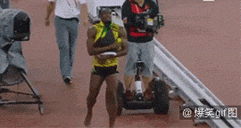 运动场上的迷之尴尬,不好意思我笑点太低没忍住