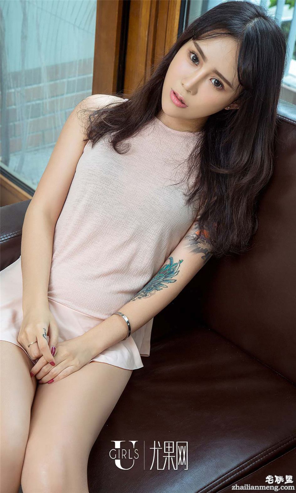 [尤果网] 清纯花臂娘Nicky室内个人写真 第478期第4张