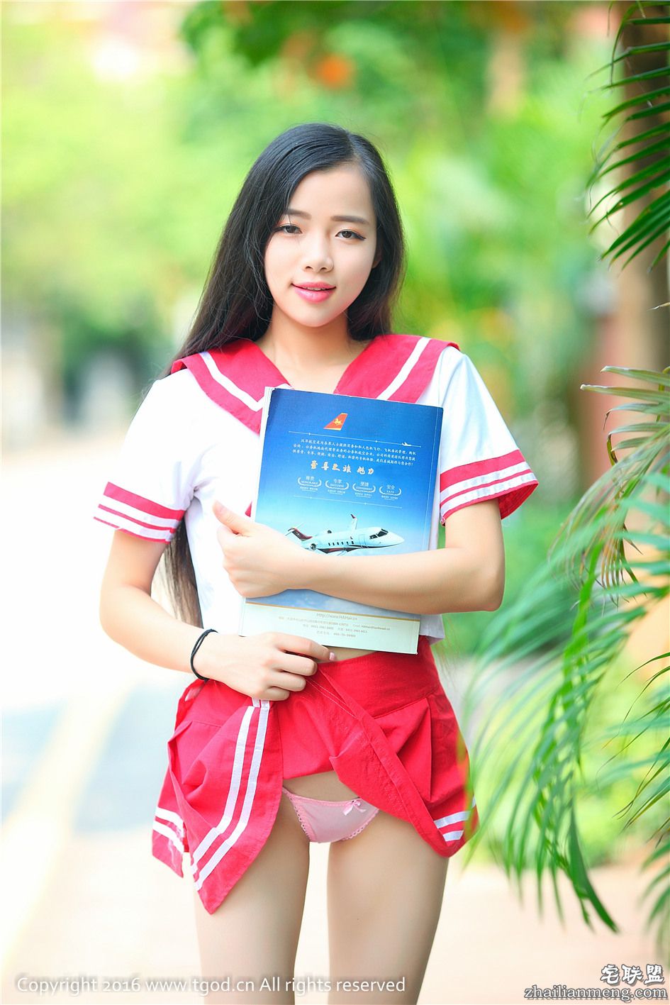 [推女神] 长发粉色美少女蔻蔻学生妹制服小清新外拍高清图 第475期第2张