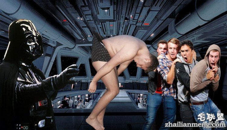 他醉酒照被传到网上后,又被神奇的网友玩坏了