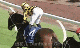 运动场上的迷之尴尬,不好意思我笑点太低没忍住