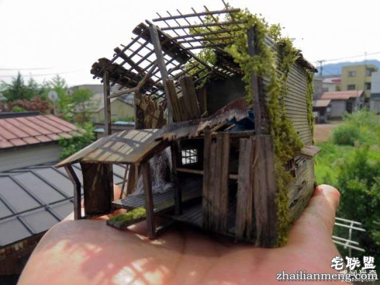 日本男子做出超迷你废墟模型,太不可思议了